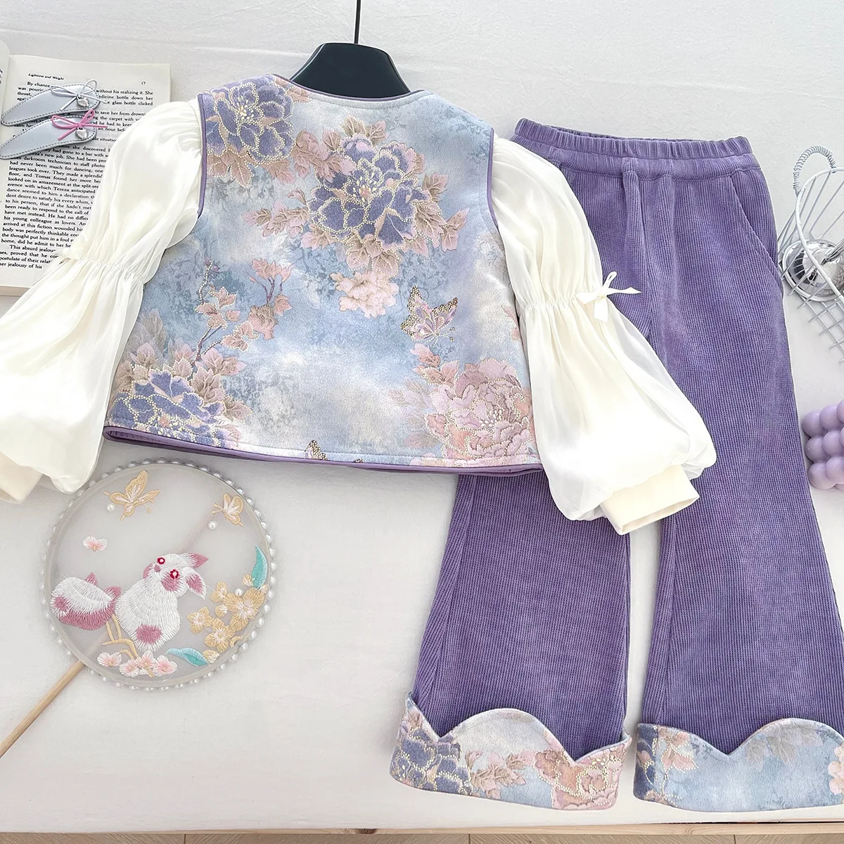 2025 New Baby Girl Country Style Autumn Children's Chinese Tang Suit Jacket Undershirt Wide-legged Trousers Three-piece Set