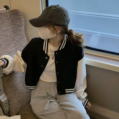 Dámská podzimní/zimní bunda 2023, nový styl, zkrácená bunda s dlouhým rukávem, zmenšující stárnutí, drobná bunda na ballpark - náhled 2