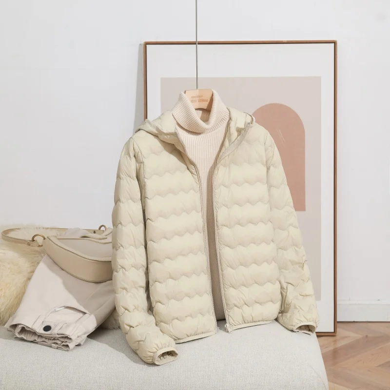 Autunno e inverno nuove signore 2025 piumino con cappuccio semplice cappotto caldo casual coreano 90% piuma d'anatra bianca giacca da donna