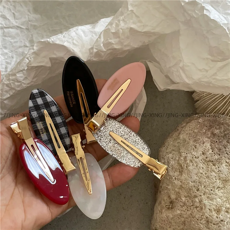 

Fashion Oval Plaid Shimmer Hair Barrettes Seamless Side Clips Cute Duckbill Clips for Broken Hair & Bangs Hair Decor for Girls