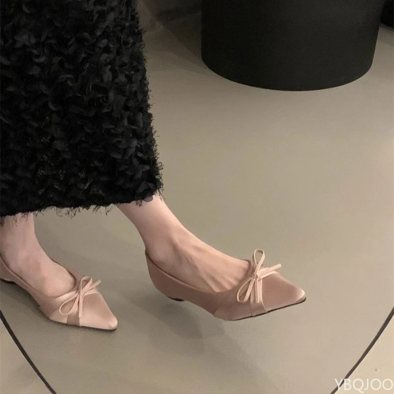 春秋の新作多用途でおしゃれなポインテッドハイヒールエレガントでシンプルなレディースシューズ蝶結び快適なローヒール