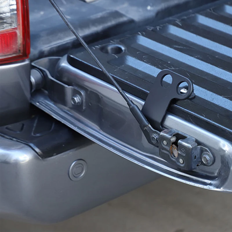 

For Nissan Frontier 2009-2017 tailgate expansion anchor fixer Carbon steel Black Auto parts (double hole model)