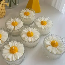 1pc 3D Daisy Flower Silicone Candle and Plaster Mold - DIY Resin and Clay Crafting Supplies