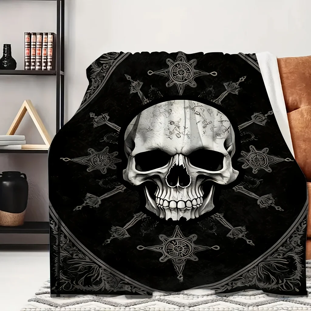 1pc Gothic Pattern White Skull Black Print Flannel Blanket, All-season Usable and Ultra Soft, Suitable for Blankets, Kid Bed Cov
