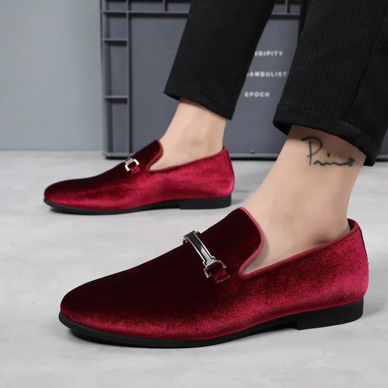 Fashion Party and Wedding Handmade Men Loafers Men Velvet Shoes Leaves and Gold Buckle Men Dress Shoe Men's Flats Zapatos Hombre
