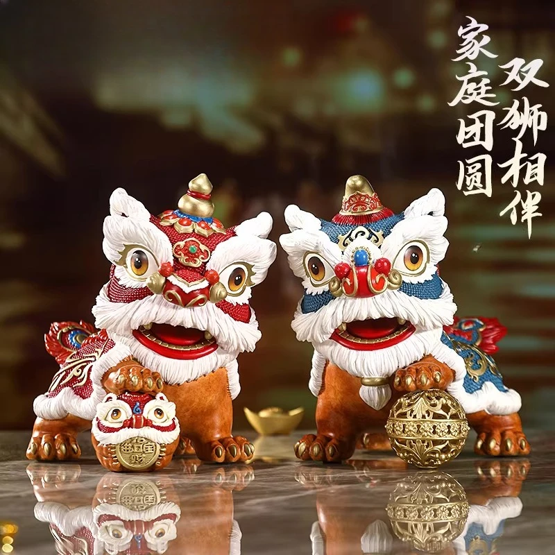 

Lion Dance Ornament A pair of home decoration handicrafts enter the entrance wine cabinet for Chinese New Year gifts