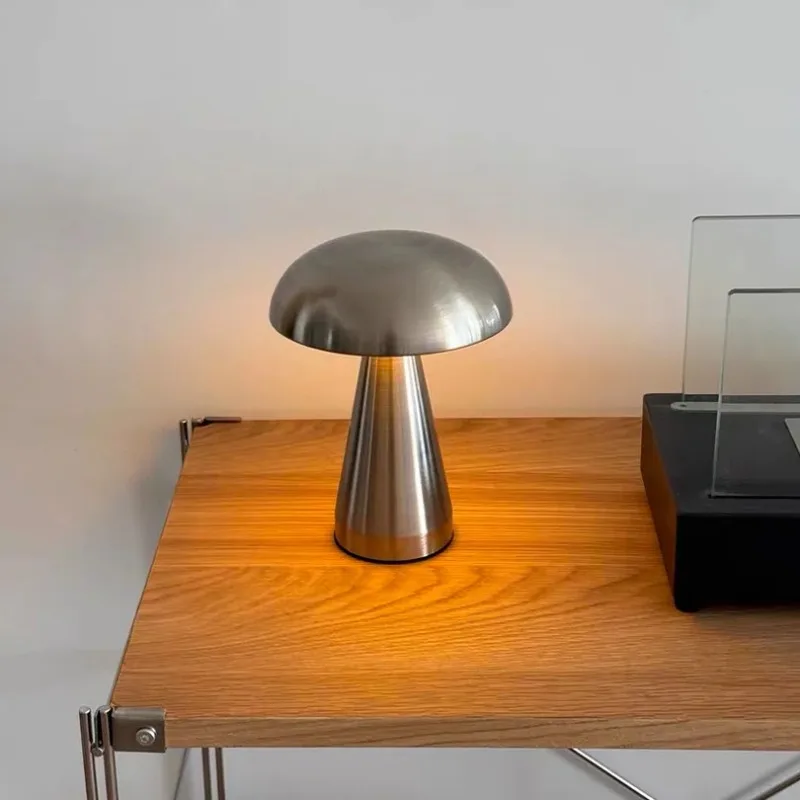 

Retro table lamp Mushroom LED Night Light Rechargeable desk lamp Touch Sensor Reading Lights for bedroom Restaurant Bar Decor