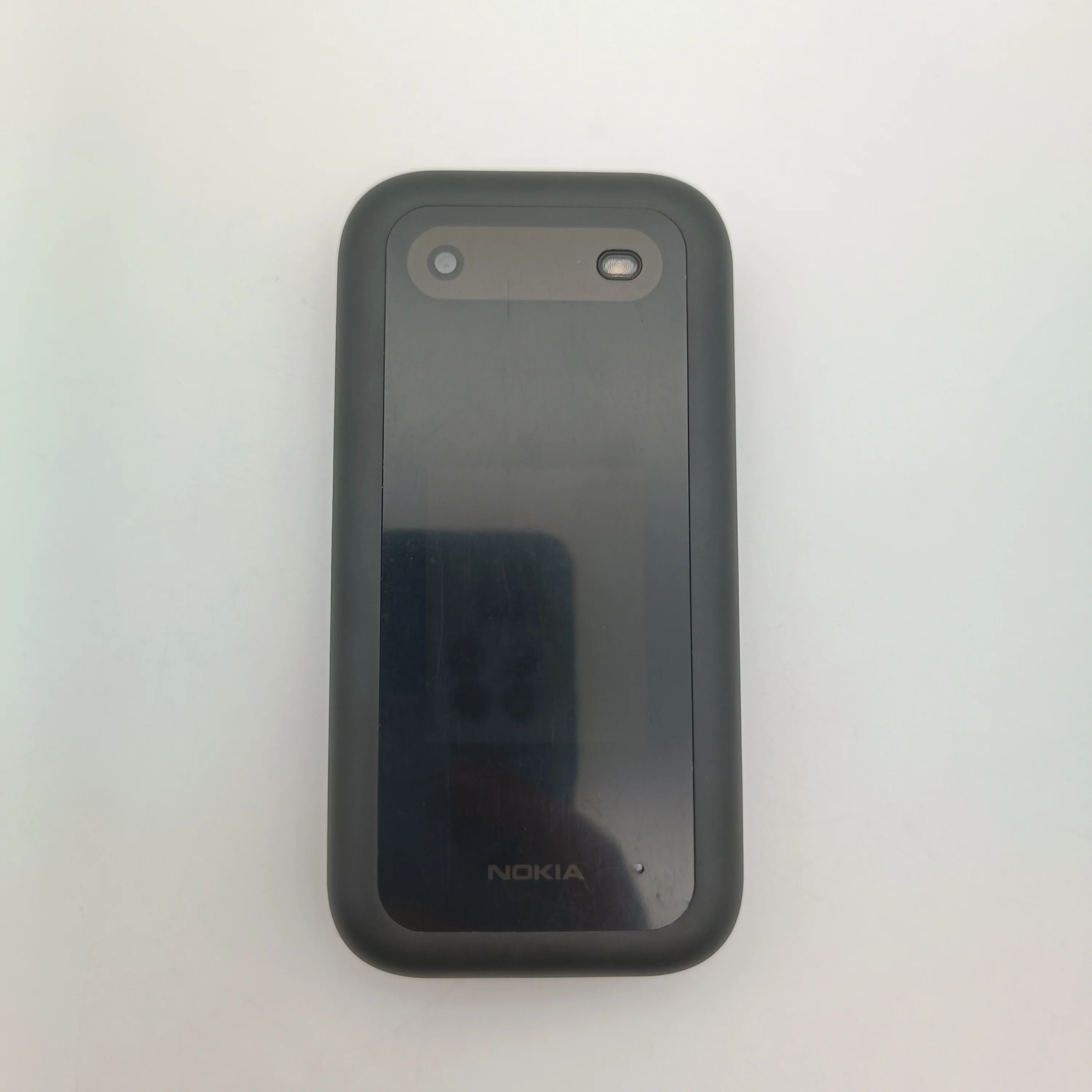 Tastiera araba russa per telefono cellulare 2660 Flip 4G sbloccata originale realizzata in Finlandia Spedizione gratuita