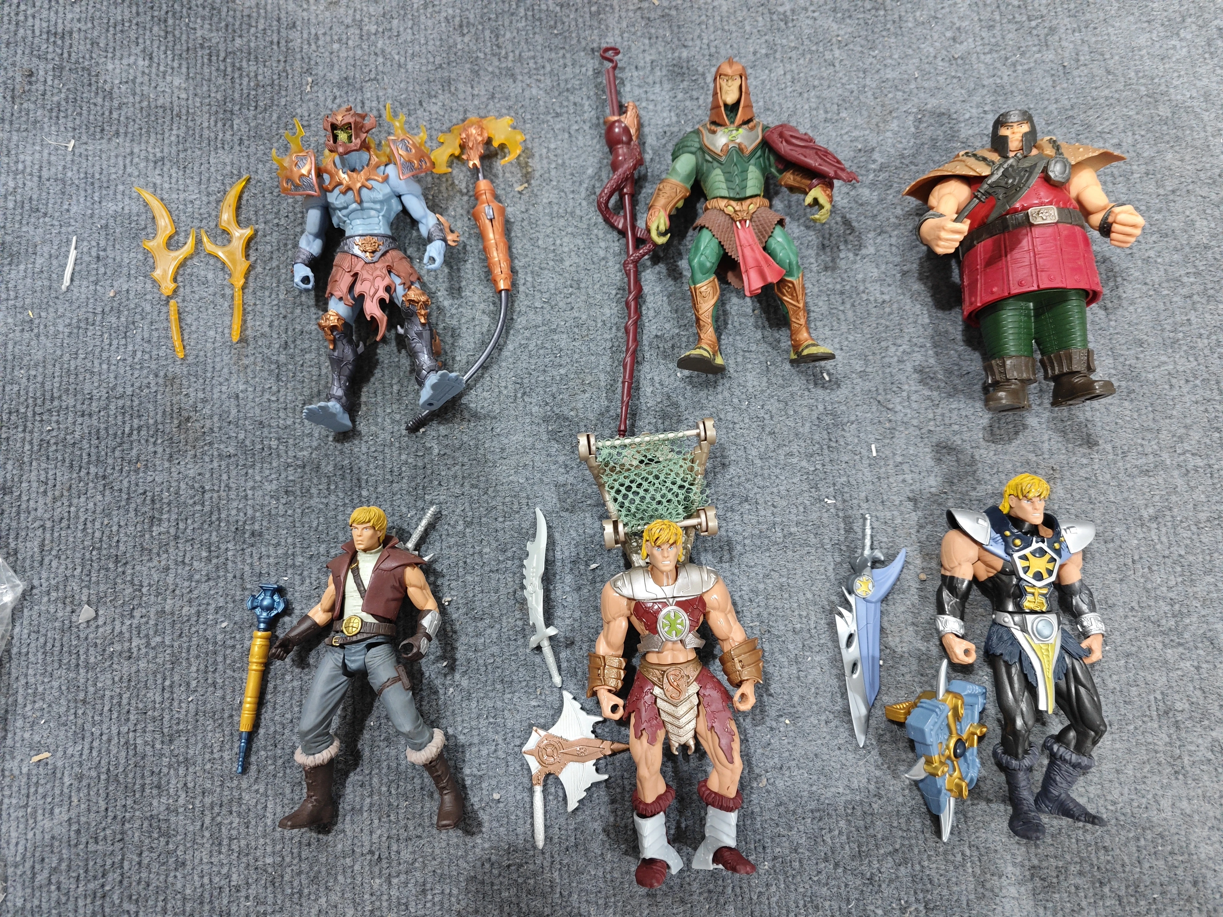 In Stock He-Man 200x Fire Armor Skeletor King Hiss Trap Jaw Adam Snake Catcher He-Man Shield Strike He-Man Bulk Cargo Toys