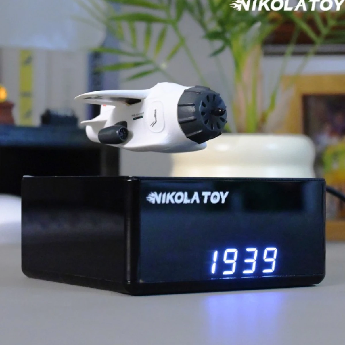 DIY Vliegtuig Peddel Magnetische Ophanging Mini Model Creatieve Zwarte Tech Leuke Beweegbare Nieuwe Fancy Ornamenten Collectie Speelgoed