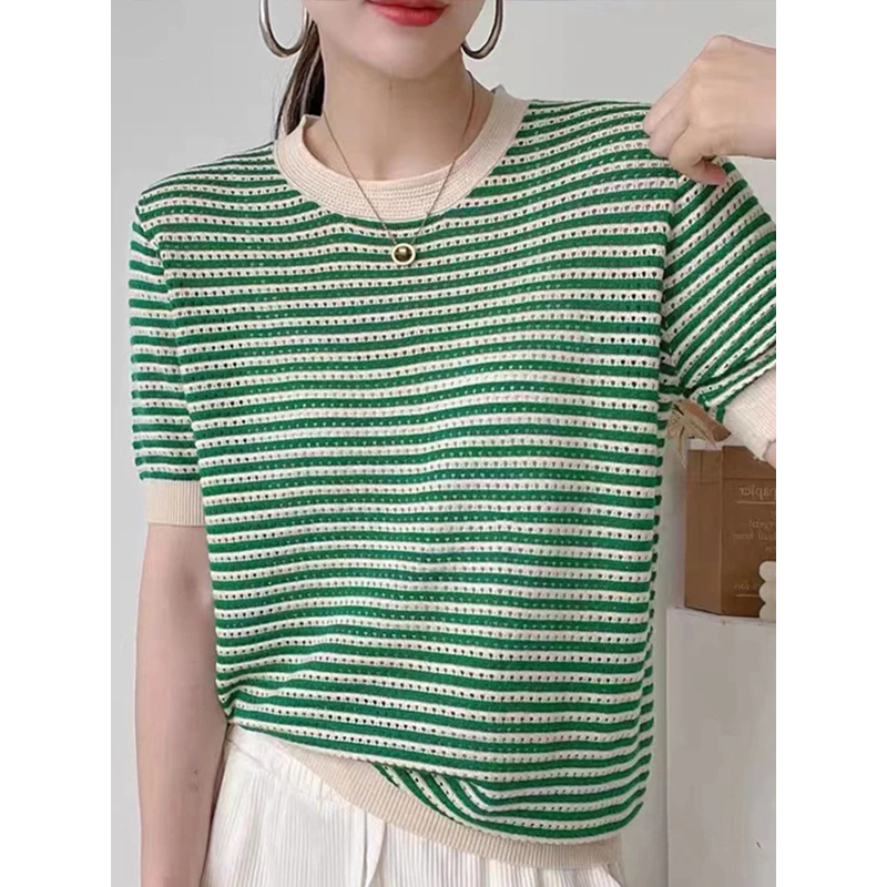 Summer new contrasting striped short sleeved T-shirt for women\'s casual versatile round neck knit sweater for women\'s top 6678