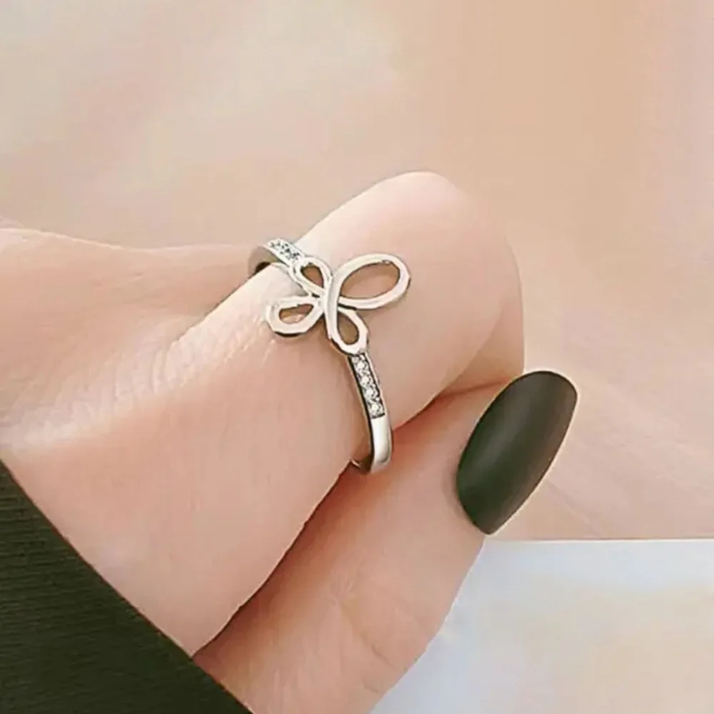 Minimalist Dainty Hollow Geometric Design Infinity Mobius Cross Micro-inlay Zircon Ring for Women Sweet Casual Stackable Jewelry
