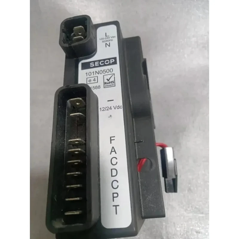 101N0510 and 101N0500 Can Be Interchanged. DC 12/24 Volts. DC Variable-frequency Compressor Driver Drive Board/module