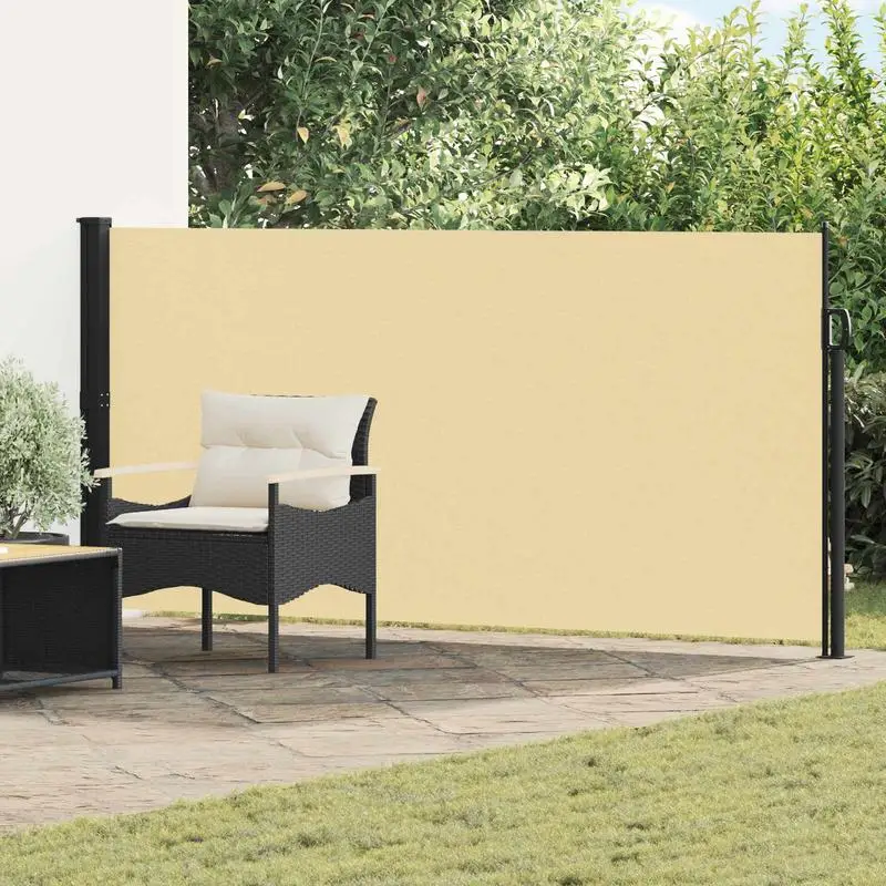 Store latéral rétractable Sable 500 x 140 cm en polyester. Conception rétractable flexible, tissu en polyester durable, offre ombrage et intimité aux espaces extérieurs.