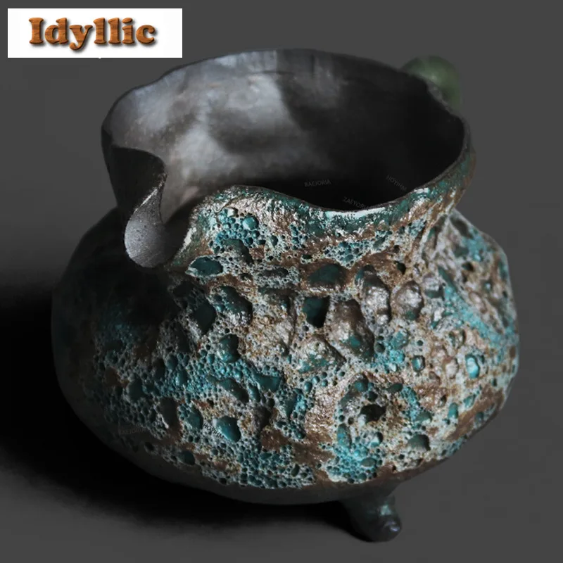 200ml Bronze Glaze Wormhole Texture Three-legged Tea Pitcher Pour Tea Cha Hai Dispenser Justice Cup Fair Mug Tea Service Supplie