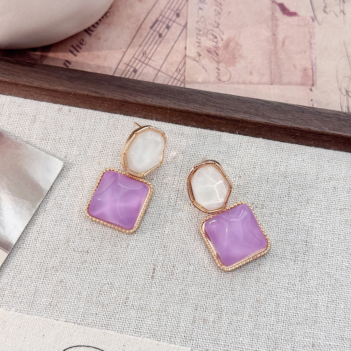 Women's Irregular Square Zirconia Oval Earrings, High-End Feel