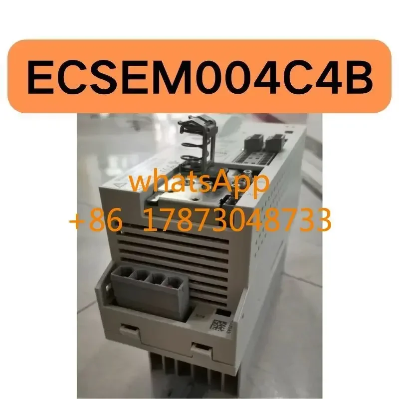 Il controller del servoazionamento ECSEM004C4B di seconda mano è stato testato OK e la sua funzione è intatta