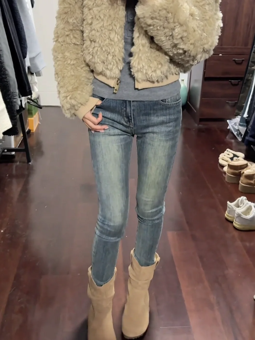 High Waist Slim Fit Bootcut Denim Jeans Retro Dark Color Butt Enhancing Elasticity Matching Boots Pencil Tight Pants