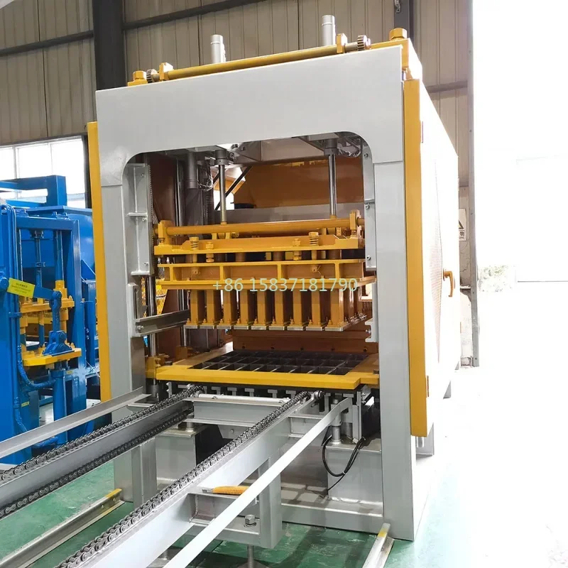 China Factory Fully Automatic Brick Making Machine Durable Diesel Powered Brick Making Machinery for Cement Brick Production