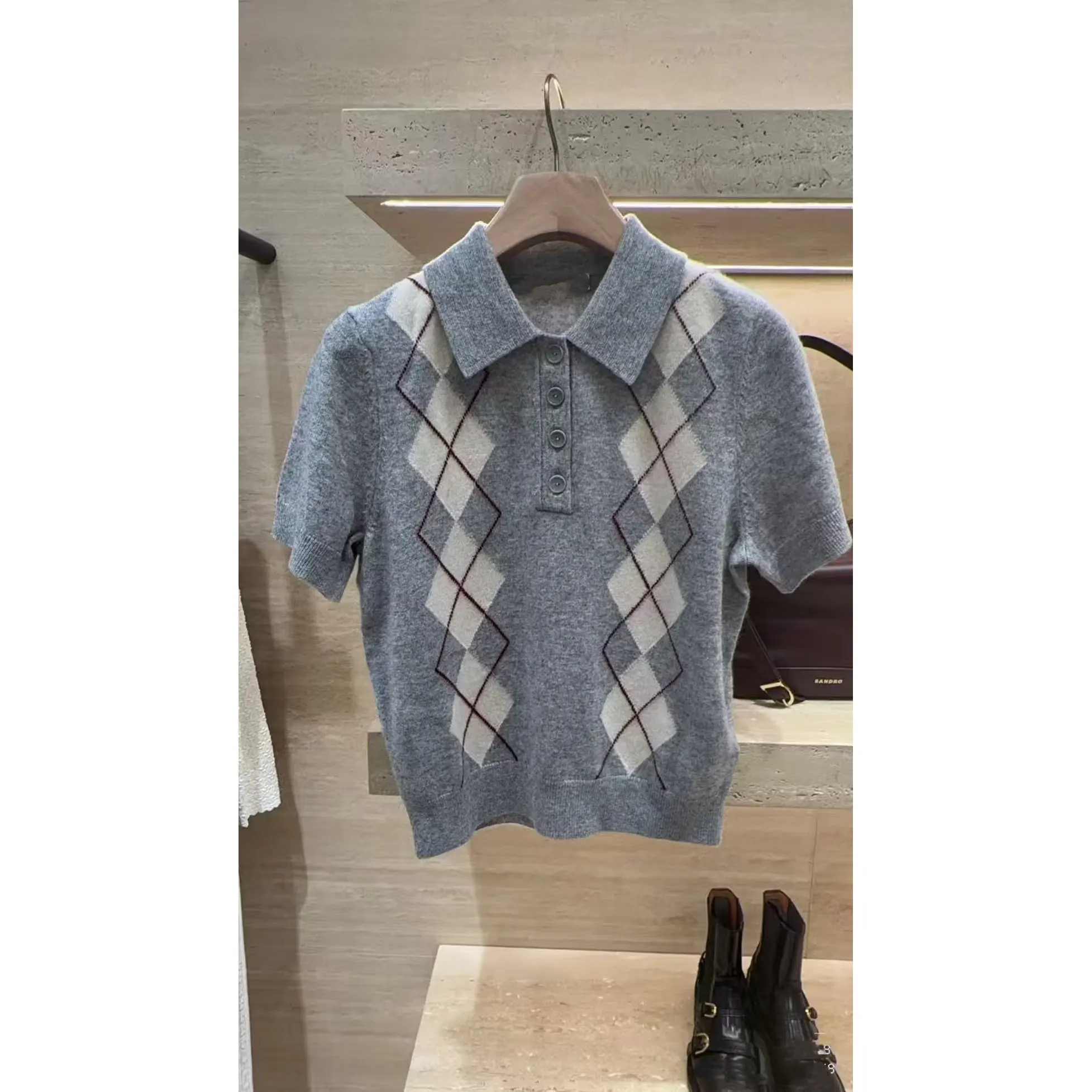 Top de Malha de Manga Curta com Gola  Estilo Europeu de Alta Qualidade com Bloco de Cores e Padrão Geométrico para Mulheres