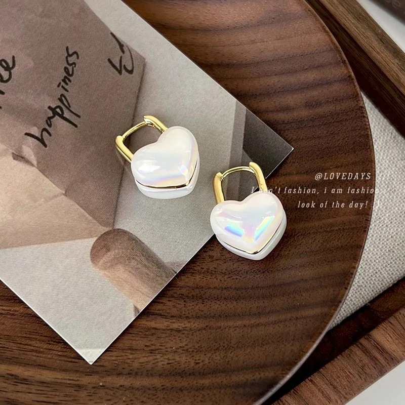Heart Pearl Stud and Hoop Earrings Trendy Shape Comfortable Wear Unique Style for Woman Girls Dating Casual Matching Ear Jewelry