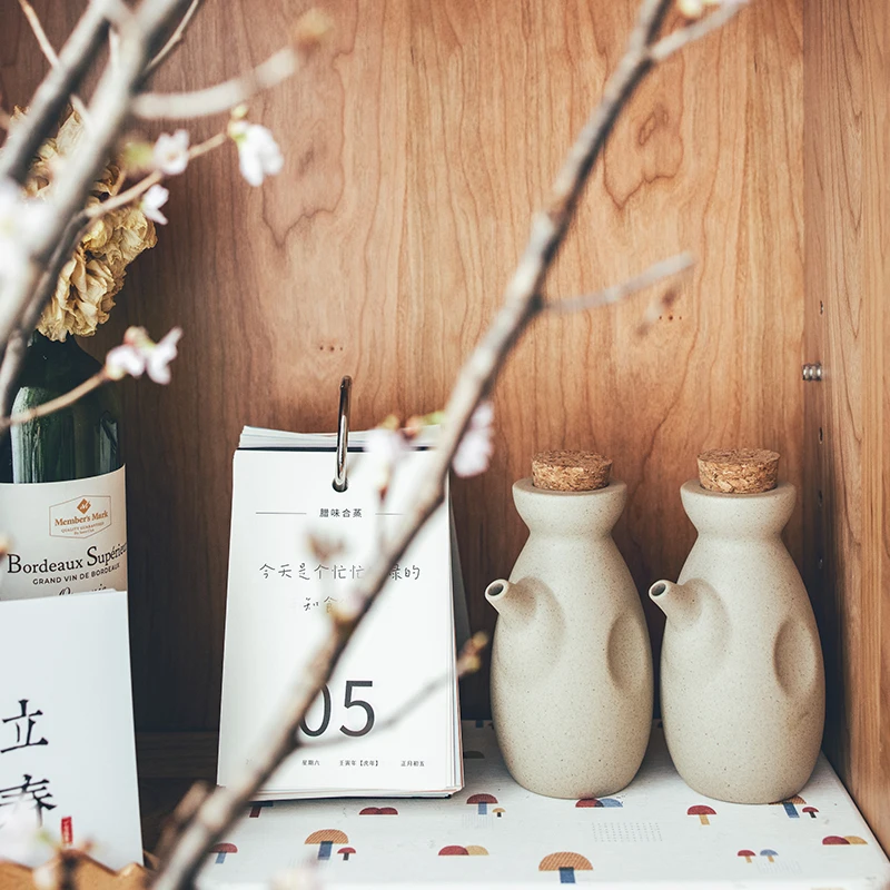 Japanese Style Crude Pottery Oil Vinegar Pot Seasoning Bottle Ceramic Sake Pot Home Commercial Wine Chinese Soy Sauce BottleZC26