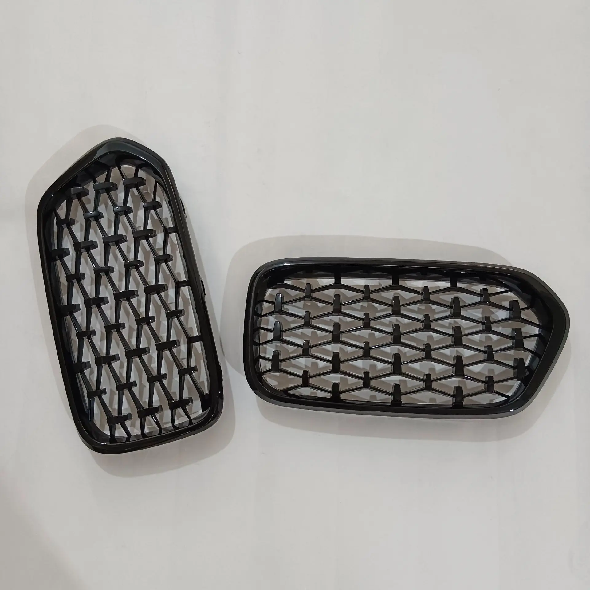 

For BMW X2 F39 Upgrade Double Slat Diomand ABS Front Bumper Kidney Center Grille Grill Mesh 2019-2022 replacement