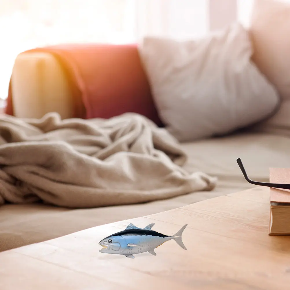 

Adorable Fish Home Decor with Bright Colors Fine Workmanship for Educational Use Garden Interior Desktop Fish Sculpture