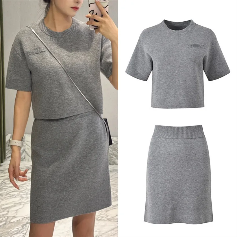 

Высококачественная шерстяная версия ey Faionable Slim Fit Трикотажный топ ort Sve Комплект юбки с высокой талией Ele nce Sprin...