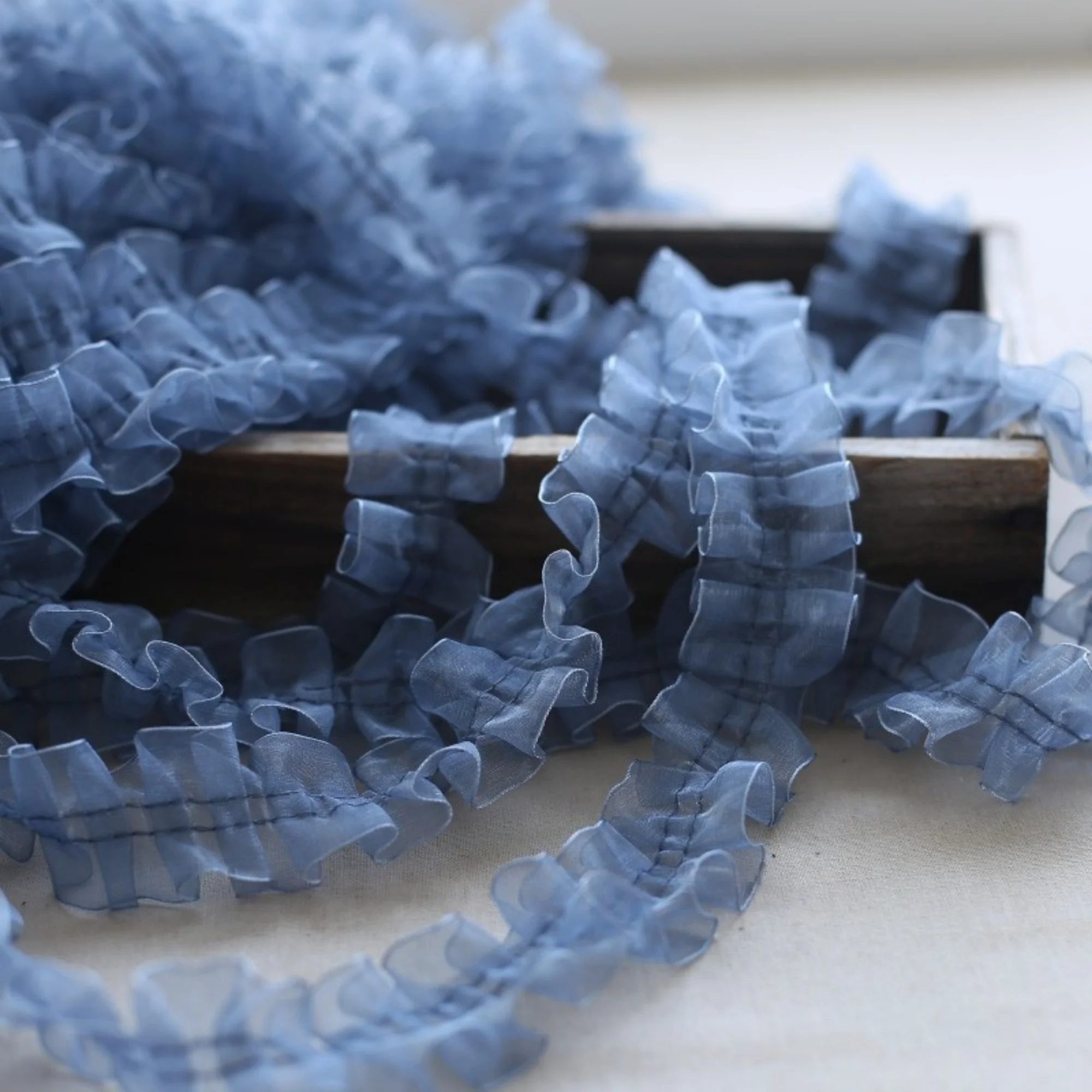 

Ширина 1,57 дюйма I-образная плиссированная кружевная отделка из органзы, кружевная отделка воротника, для юбки, изготовления кукол