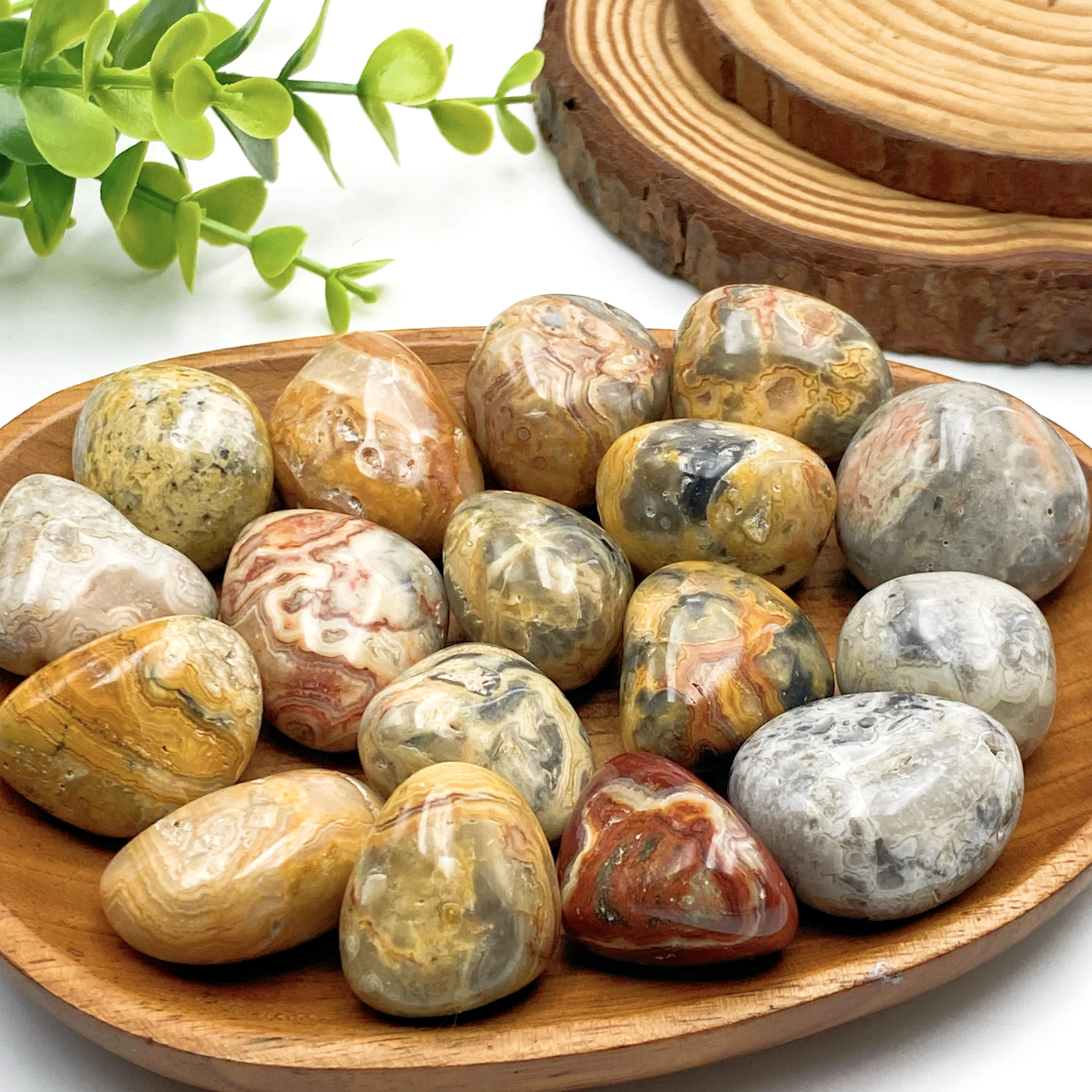 

Random 2PCS High Quality Crazy agate Tumbles Decoration Natural Crystal Raw Stone, Birthday gift, Scene decoration.