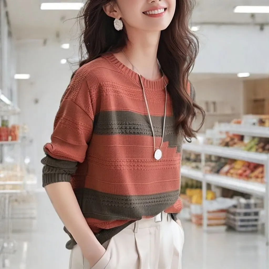 

Women's Contrast Color Knitwear Sweater Loose Fit Stylish Fashion Top for Middle-aged Mothers Autumn Winter New Arrival