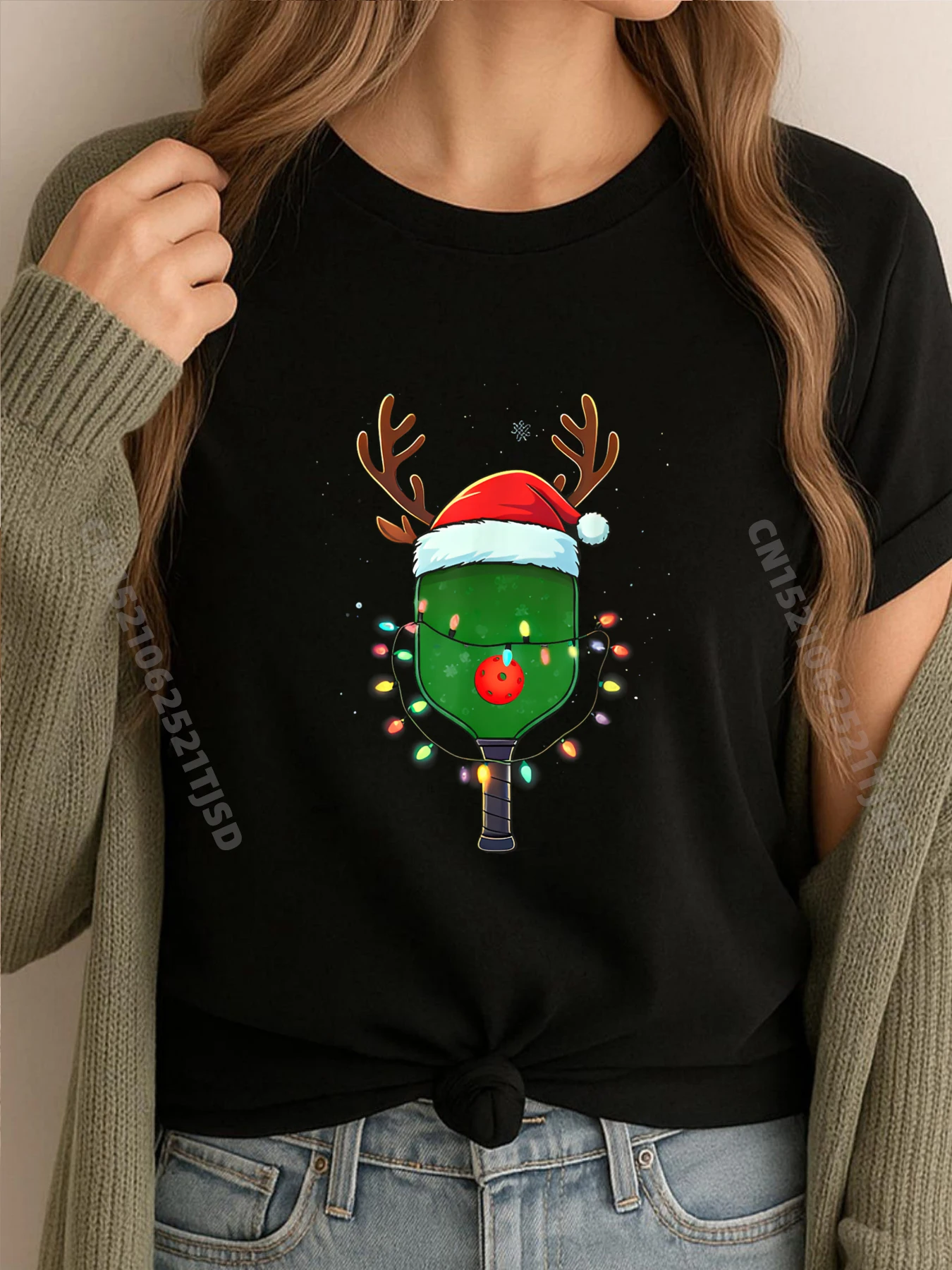 

Рождественские футболки Pickleball Player с оленями и рождественскими футболками, простая рубашка, футболки с потертым принтом