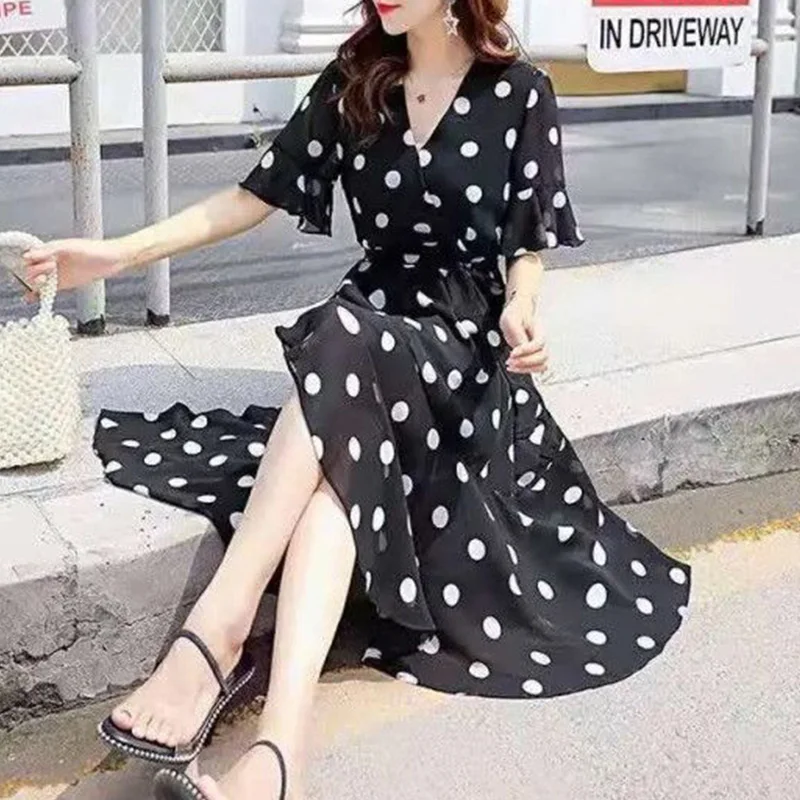Polka Dot Dresses 2024 New Summer Fashion Ruffles V-neck Flare Sleeve Ladies Dresses Office Lady Pleated Chiffon Midi Dress