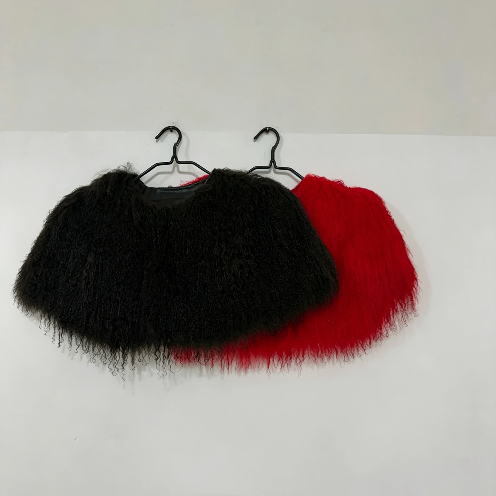 1 Piece Wholesale Luxury Lady Fluffy Wool Poncho Shawl Wrap Fur Cape Mongolian Fur Shawls for Women Winter