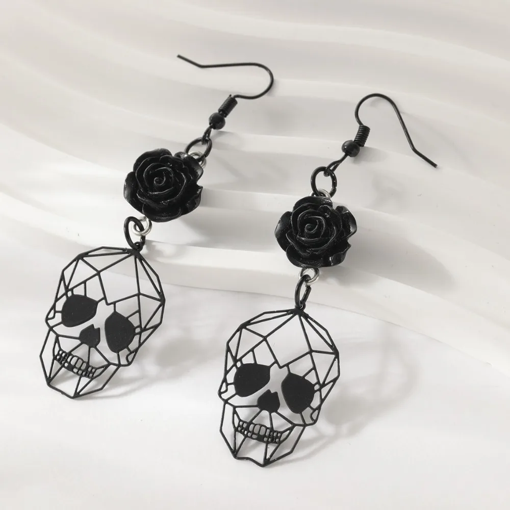New Gothic Punk Black Stereo Rose Flower Hollowed-out Skull Dangle Earrings for Women Halloween Party Jewelry Accessories Gifts