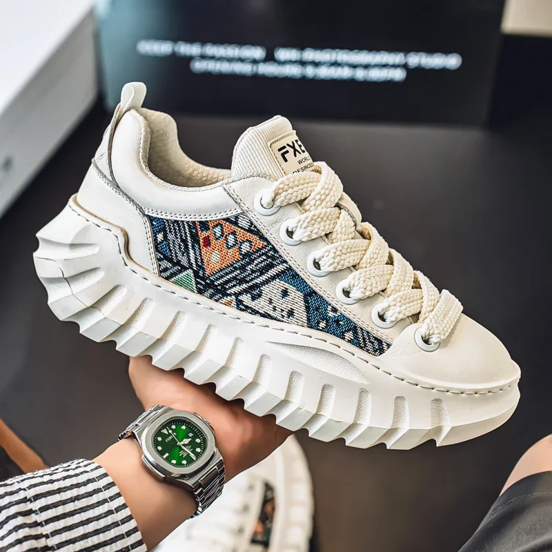 

Интернет-знаменитости, мужская обувь, новинка лета 2024, тканевые дышащие туфли с изголовьем, повседневная спортивная обувь на толстой подошве, увеличивающая рост