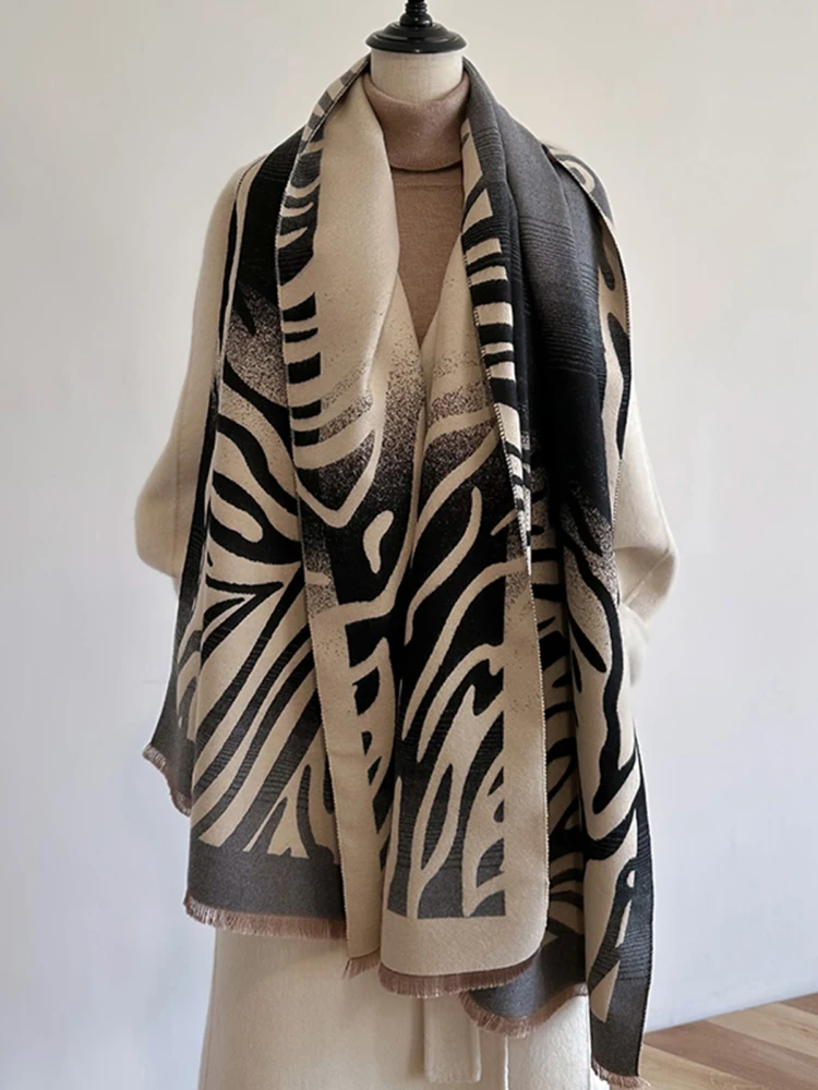 

Novelty Fashion Gradient Zebra Stripes Imitate Cashmere Scarf Autumn Winter Women Shawl Long Neckerchief