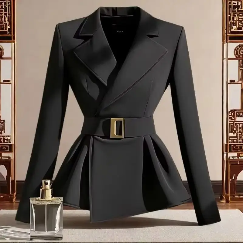 

EES is new! Spring and Autumn temperament solid color women's outdoor leisure black socialite design sense suit jacket