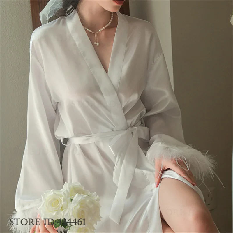 

White Bride Wedding Robe with Feathers Sexy Bridal Bridesmids Kimono Gowns Women Silk Satin Peignoir Bathrobe Intimate Lingerie