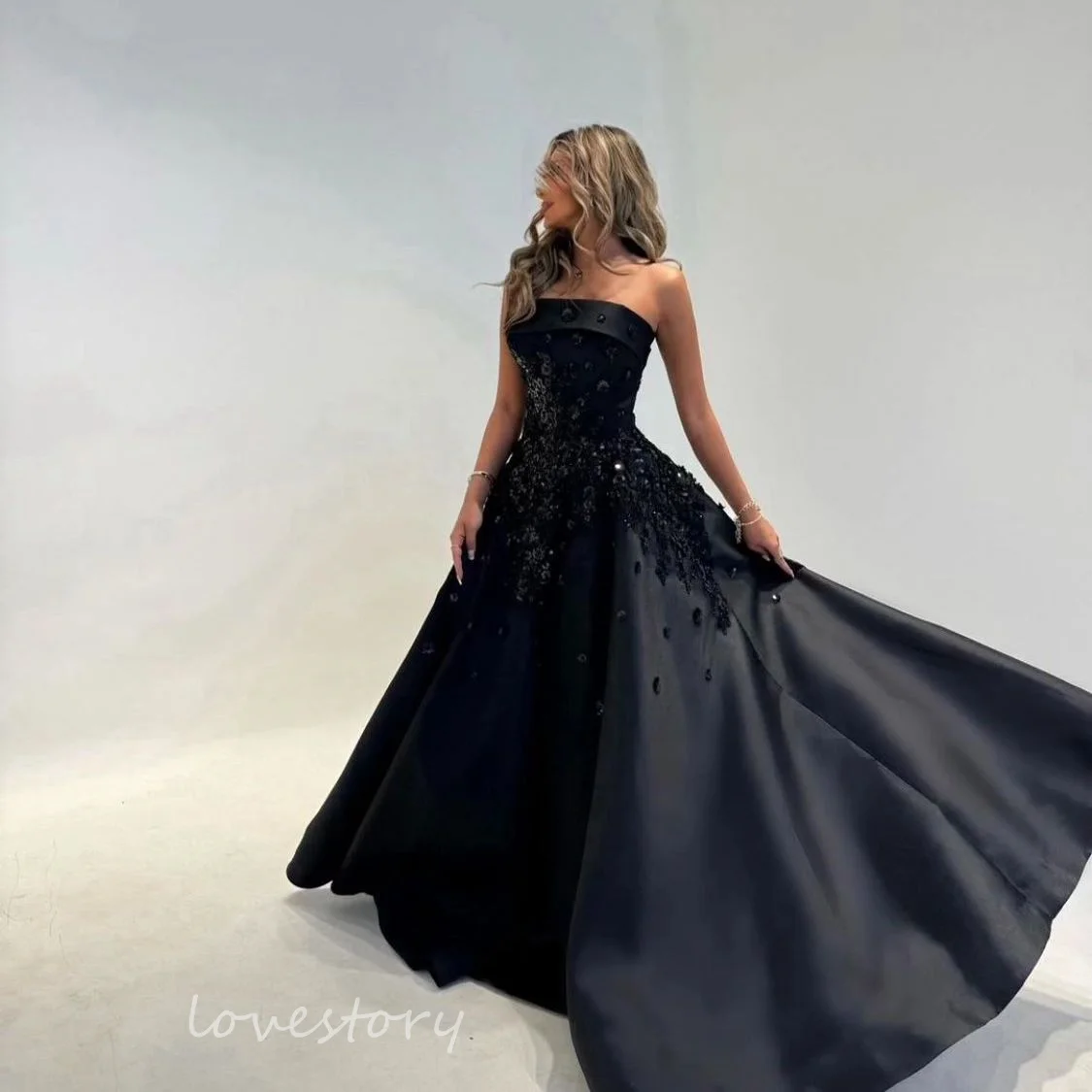 Lovestory-vestidos de graduación sin tirantes, envolturas de flores con cuentas hechas a mano, vestido de noche con cremallera trasera, vestidos largos de dama de Honor para fiesta de cumpleaños