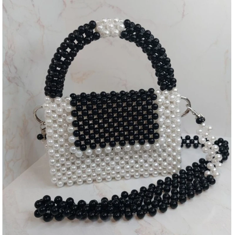 

Black White Splicing Design Bead Crossbody Bags Acrylic Handmade Bead Making Hand-held Small Square Bag New Versatile Design