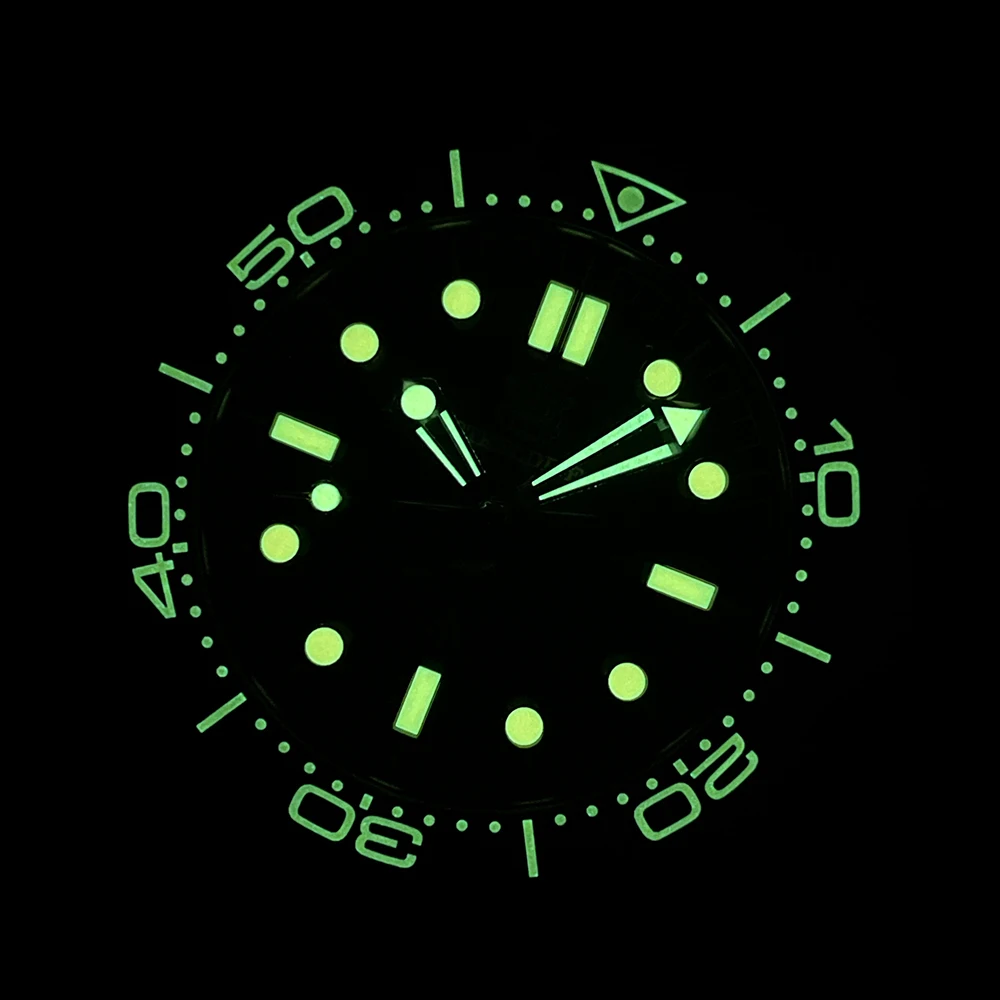 Imagem -02 - Steeldive-relógio de Mergulho Automático com Bracelete Vintage Vidro de Safira Luminoso Verde Impermeável Sd1957 Nh35 Novo 42 mm 200m