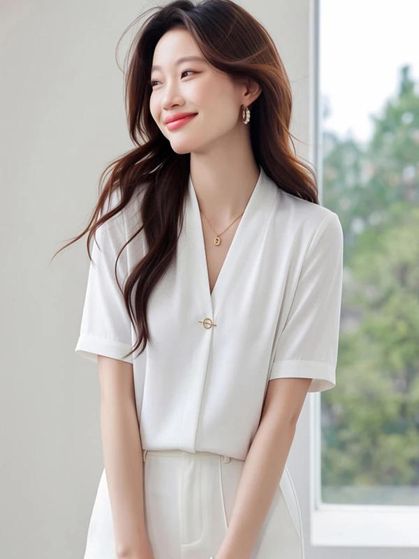

Summer 2026 White Short Sleeve V-Neck Chiffon Shirt Women's Fashionable Professional Commute Workwear Top Polyester Fiber