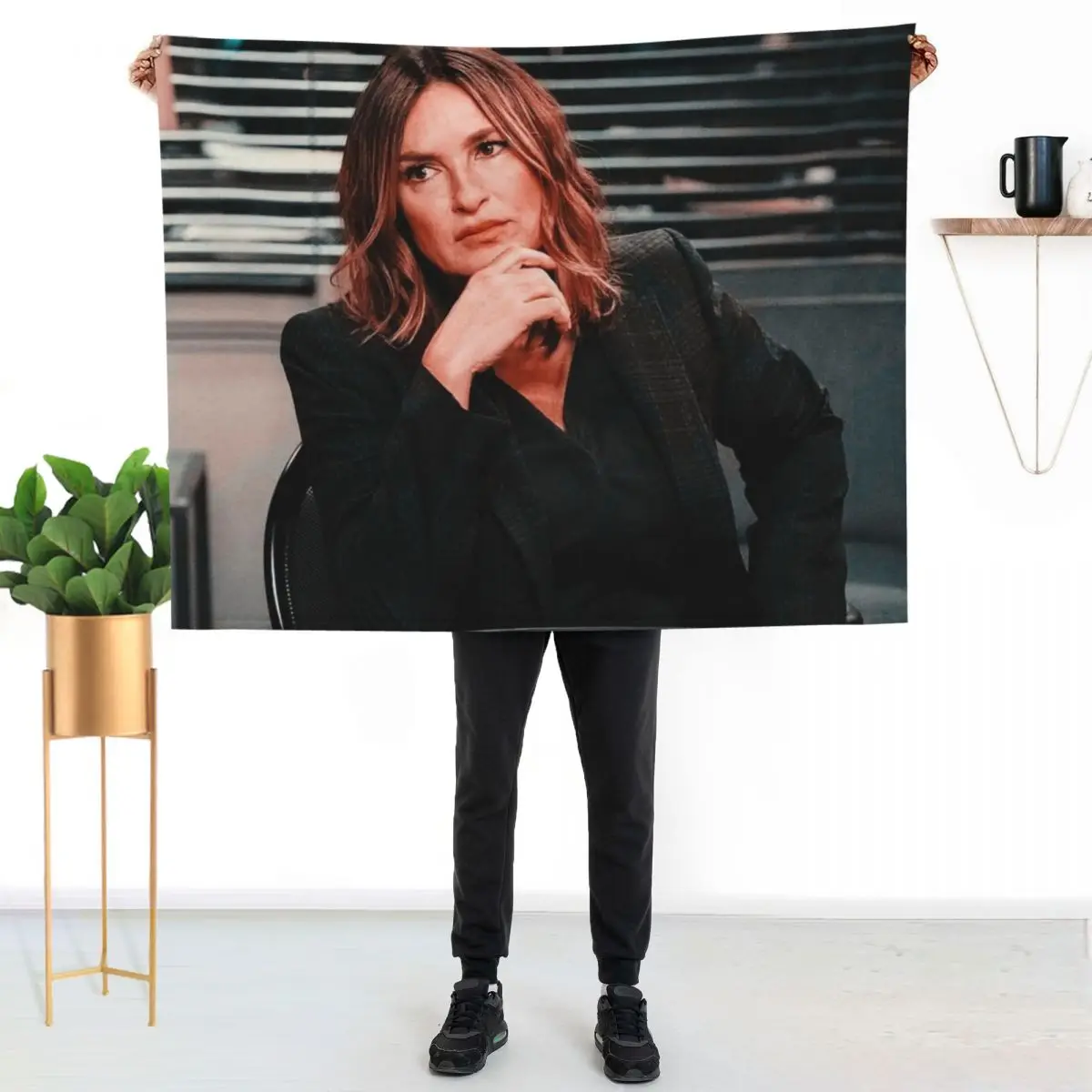 Captain Olivia Benson Throw Blanket Soft Plush Plaid Soft Thin Soft Big Cute Plaid Luxury Designer Blankets
