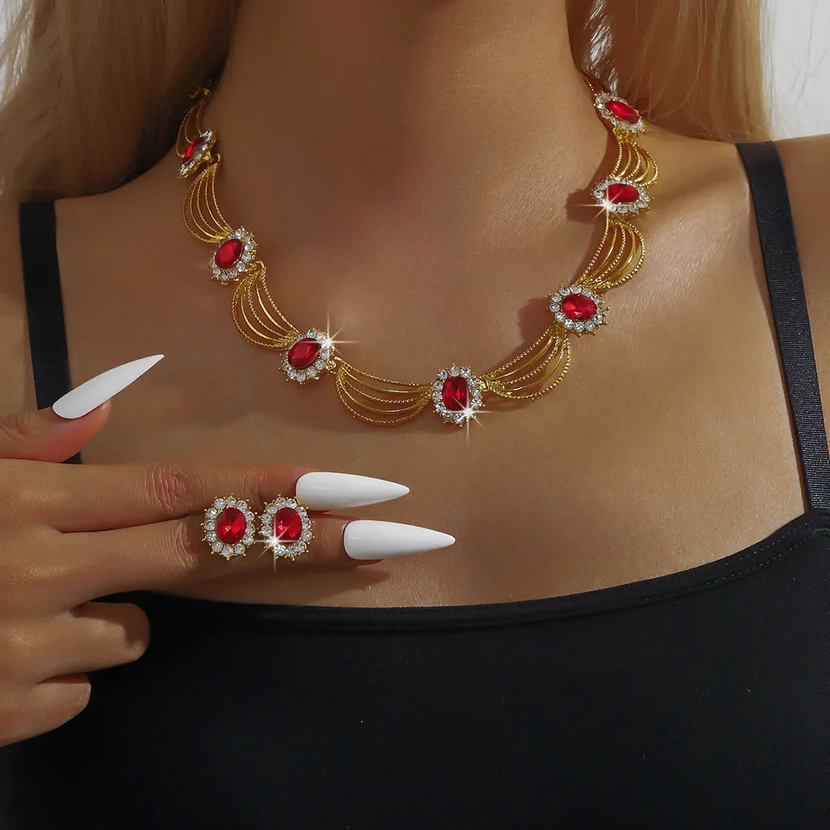 럭셔리 빈티지 목걸이 귀걸이 세트 골드 라인스톤 화려한 크리스탈 목걸이 및 귀걸이 세트 여성용 쥬얼리 액세서리