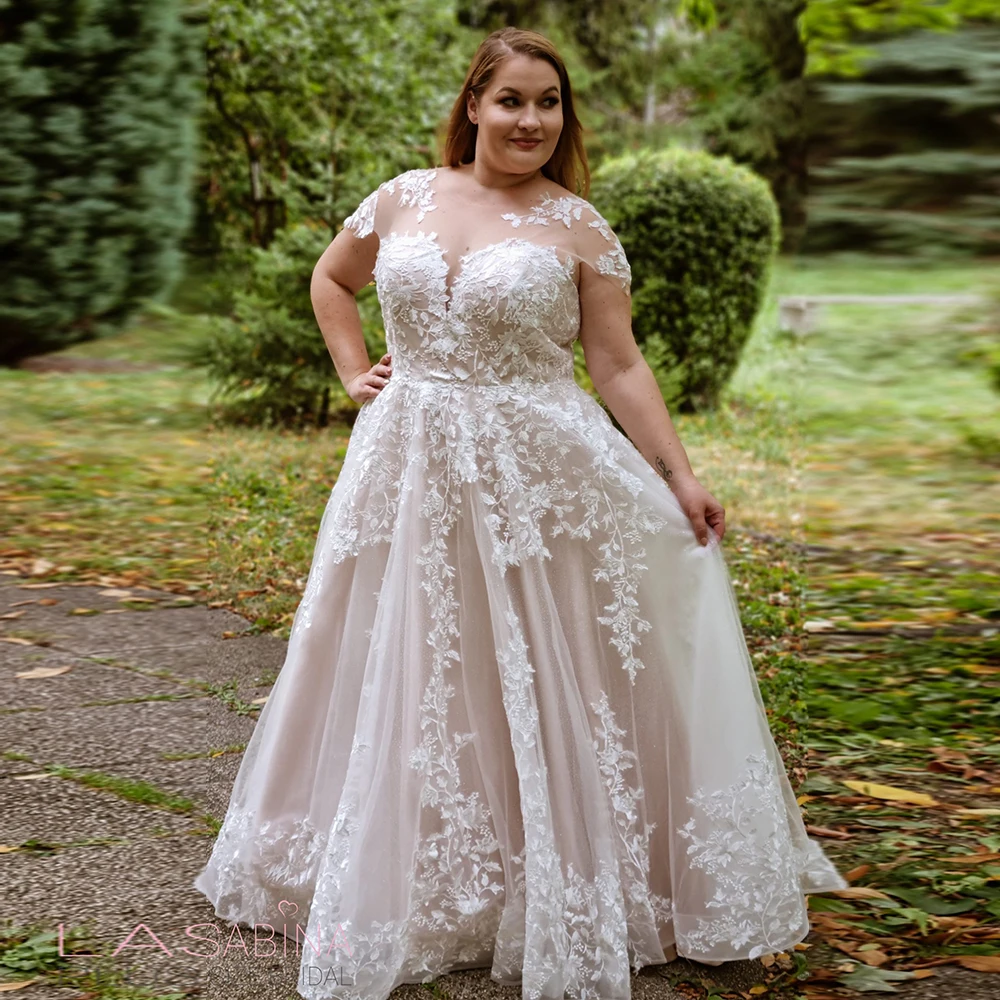 Plus Size Brautkleider für Frauen Kurzarm eine Linie Brautkleider mit Spitze neue weiche Tüll Schnürung Vestidos de Novia