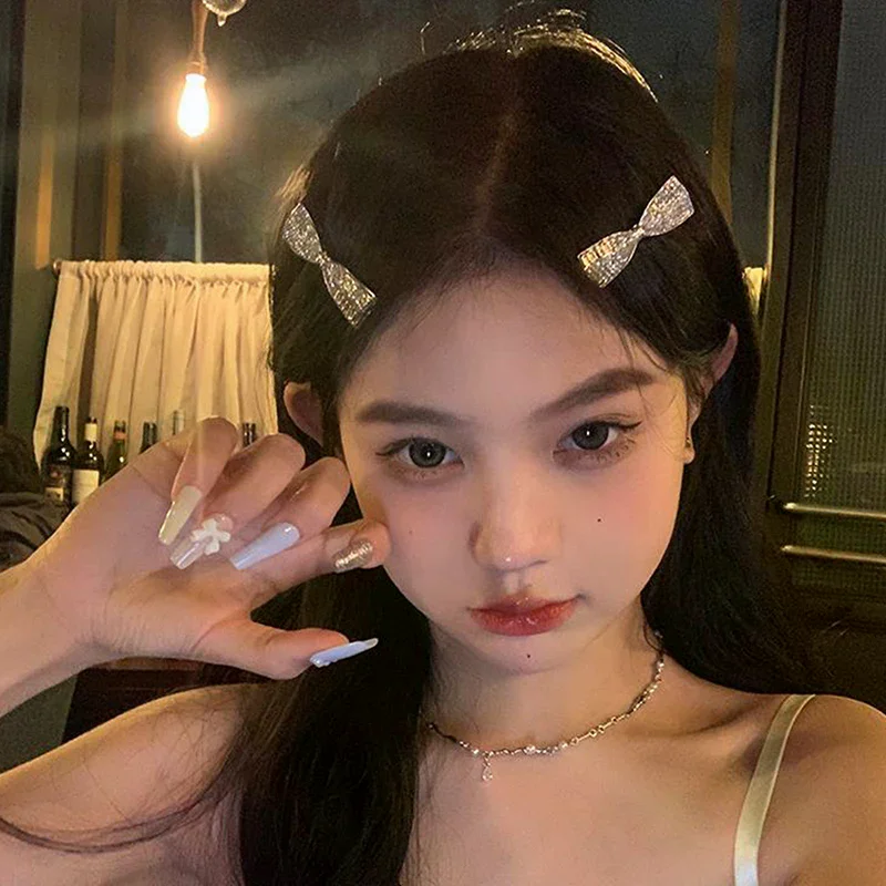 Exquisite Rhinestone Bow Hair Clip for Women Sparkling Hairpin Head Accessories Fashion Elegant Wedding Party Hair Jewelry