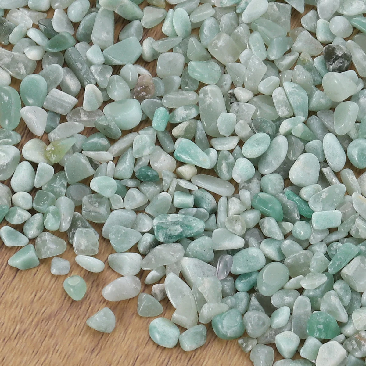 

100g Natural Aventurine Mixed Color Polished Gravel Decorative Stones for Aquarium Fish Tank Walkways Flower Pots