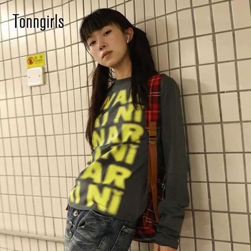 Tonngirls Vintage Print Letter T Shirt Women Casual Y2k Grunge Tops Streetwear American Retro 90s Graphic Tops Loose Tshirts